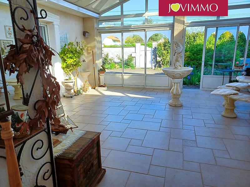 Maison - 210 m² - 9 pièces