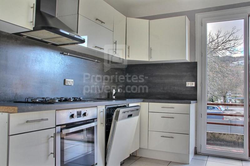 Appartement - 82 m² - 3 pièces