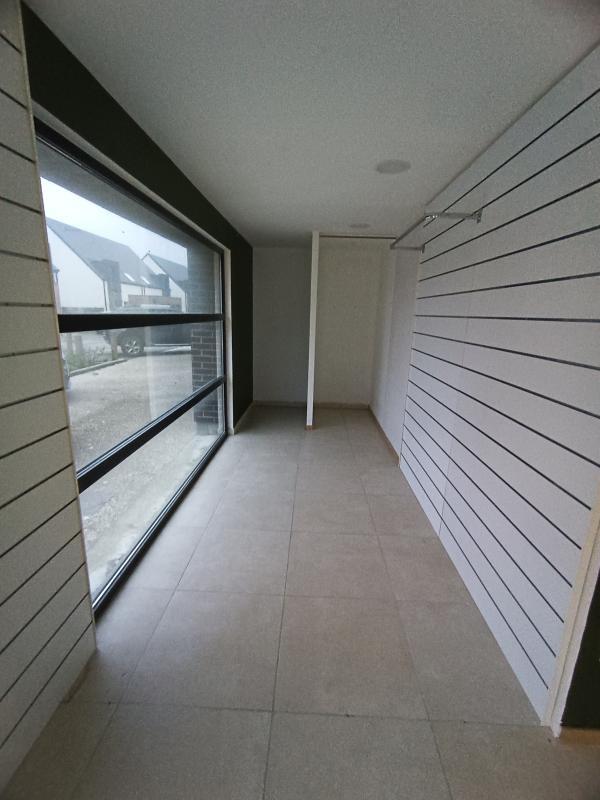 Local commercial - 108 m²