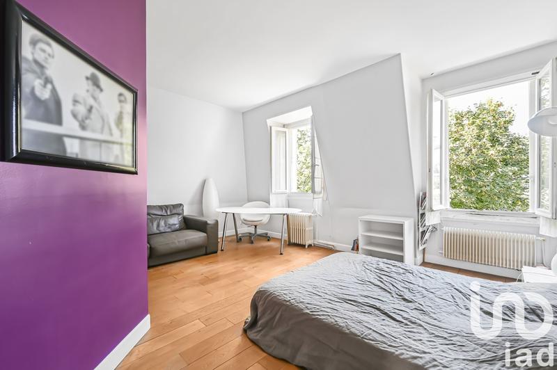 Maison - 232 m² - 8 pièces