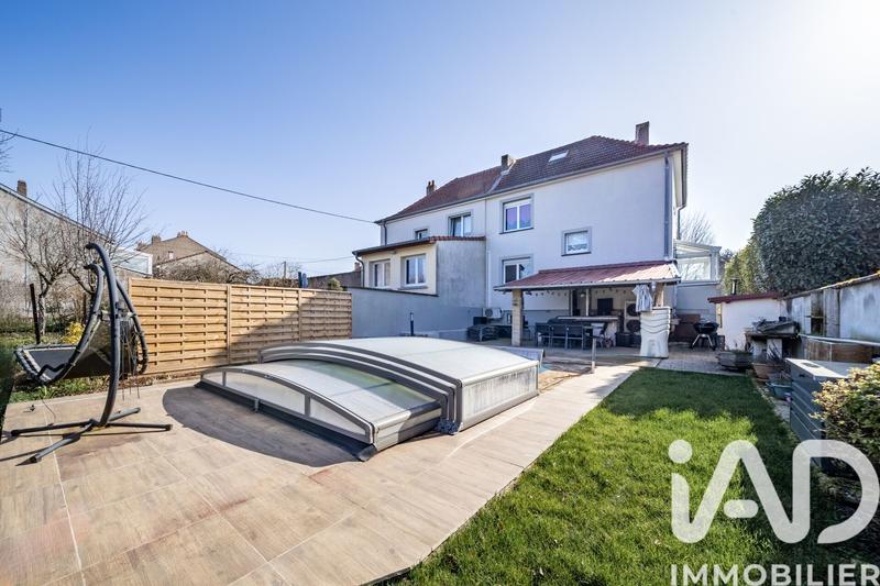 Maison de ville - 85 m² - 5 pièces