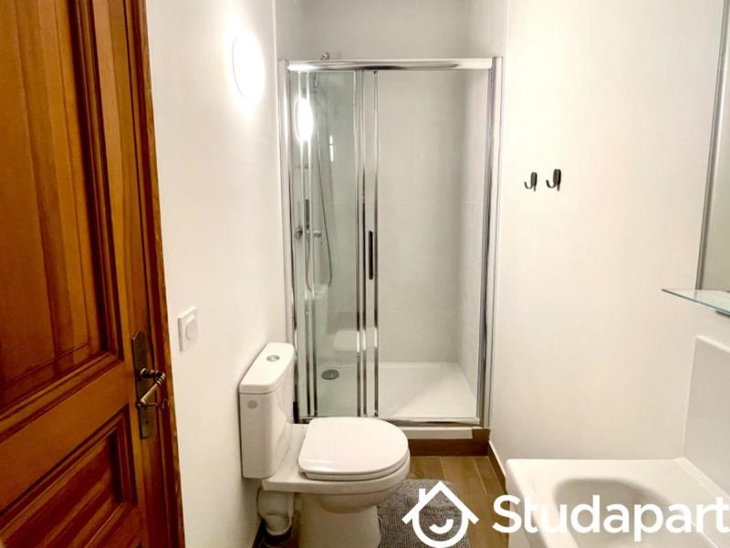 Chambre - 9 m² - 1 pièce