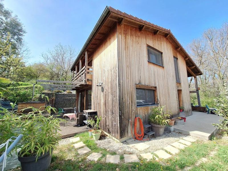 Maison - 127 m² - 5 pièces