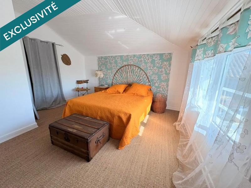 Maison - 213 m² - 7 pièces