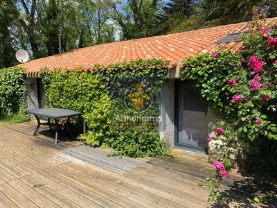 Maison - 147 m² - 5 pièces