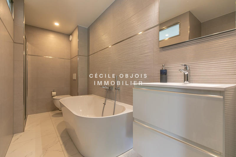 Maison contemporaine - 124 m² - 5 pièces