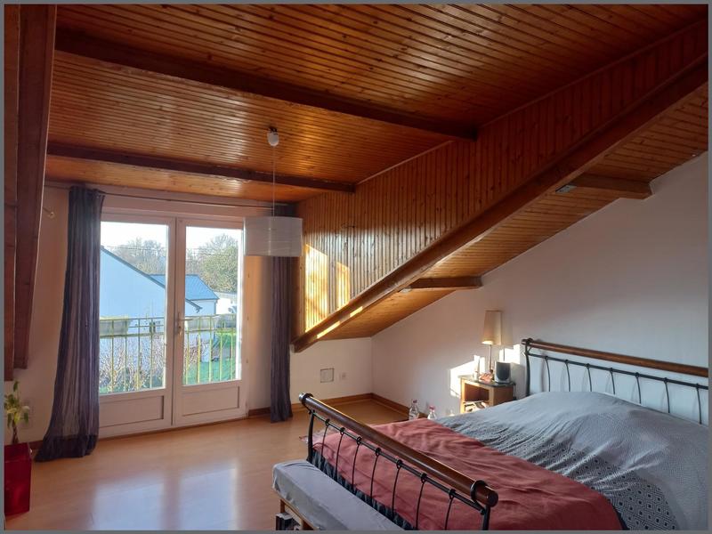 Maison - 92 m² - 4 pièces