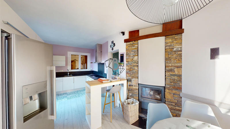 Maison - 170 m² - 7 pièces