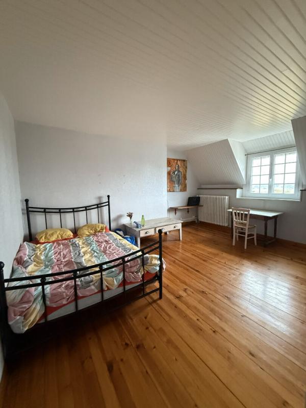 Maison - 160 m² - 8 pièces