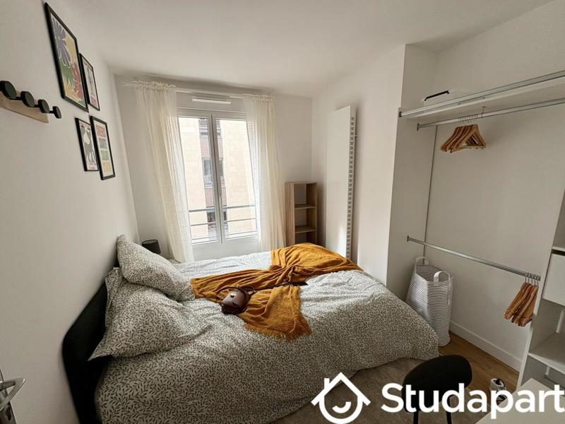 Chambre - 14 m² - 1 pièce