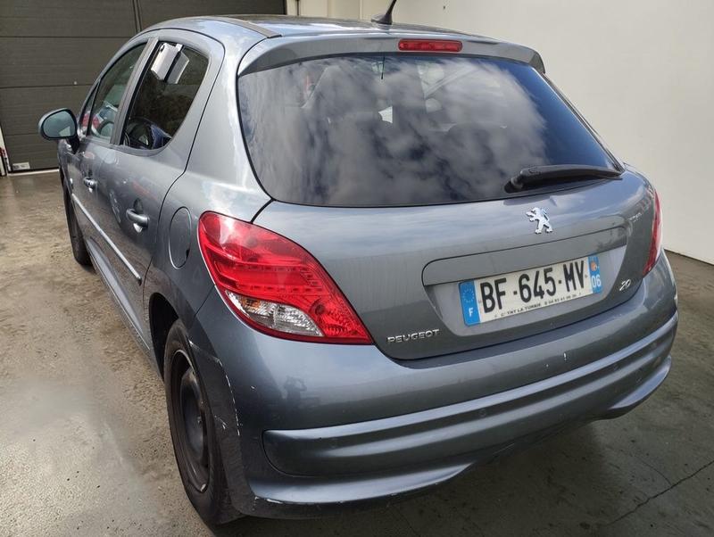 Peugeot 207 1.6 Hdi 92 Envy
