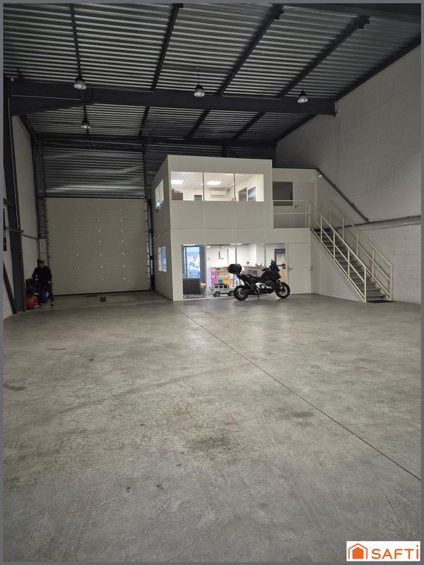 Local commercial - 270 m² - 3 pièces