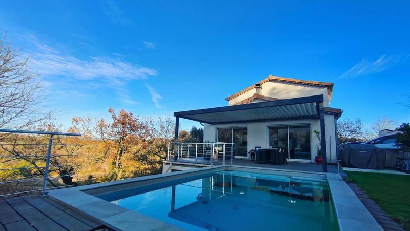 Maison - 119 m² - 5 pièces