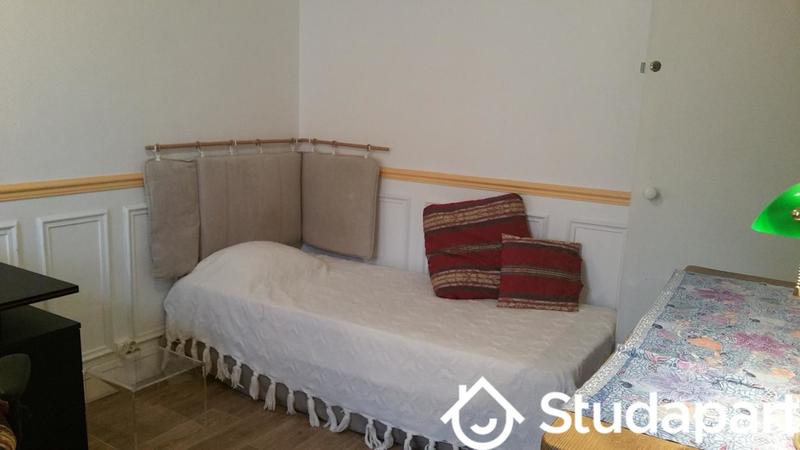 Chambre - 12 m² - 1 pièce