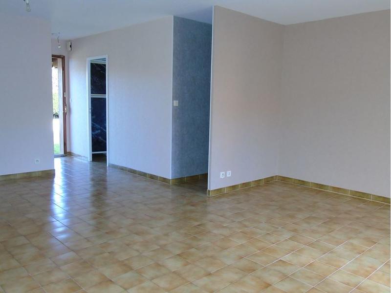 Maison traditionnelle - 92 m² - 4 pièces