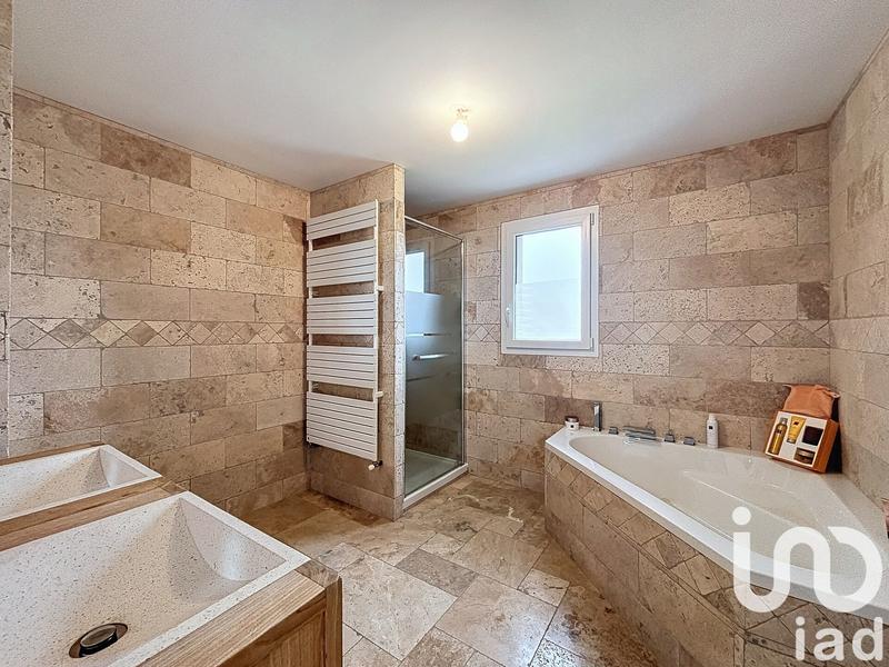 Maison - 136 m² - 5 pièces