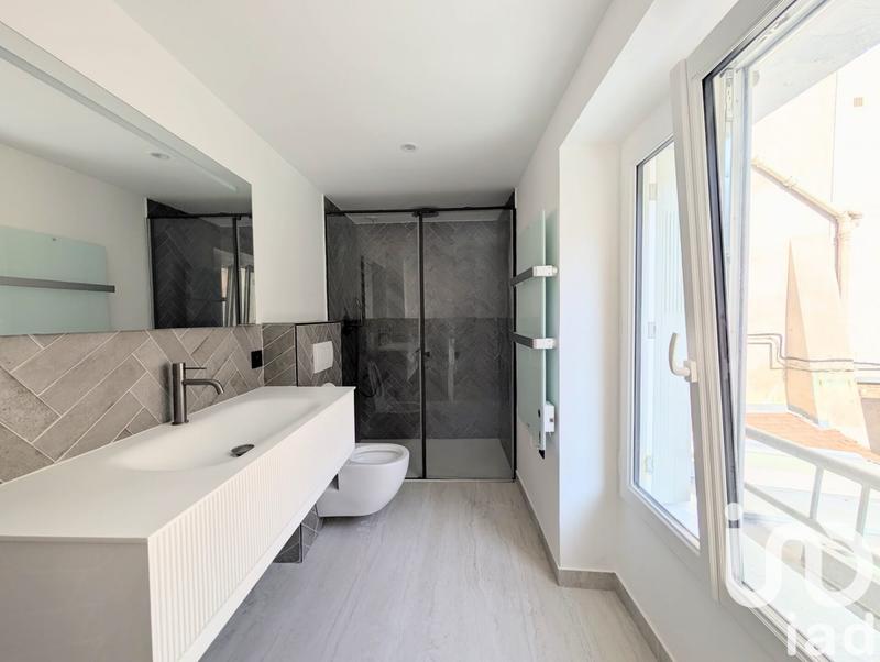 Appartement - 138 m² - 6 pièces