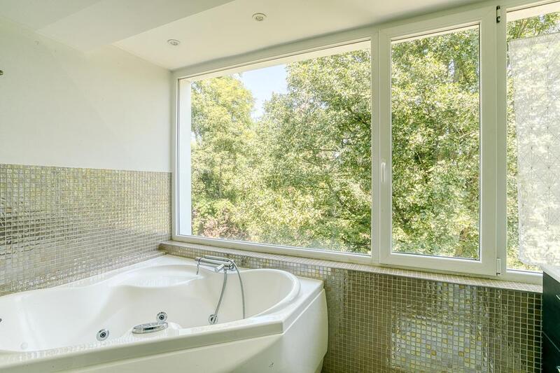 Maison - 175 m² - 7 pièces