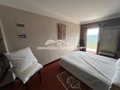 Studio - 125 m² - 5 pièces