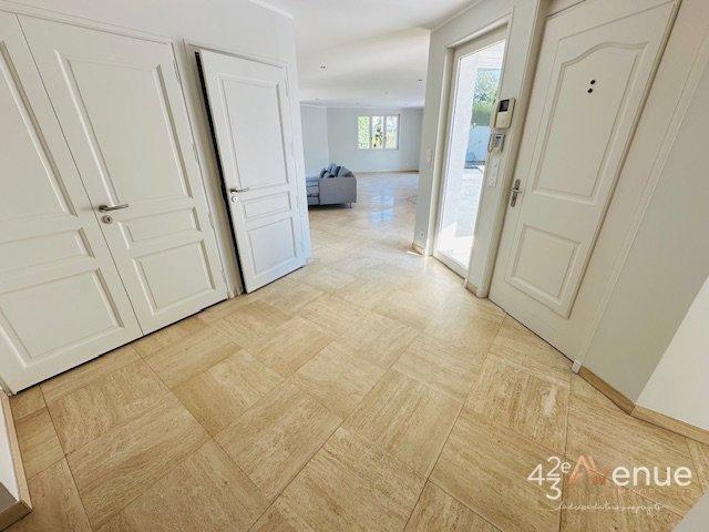 Maison - 175 m² - 5 pièces