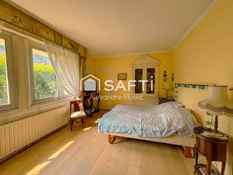 Maison - 174 m² - 6 pièces