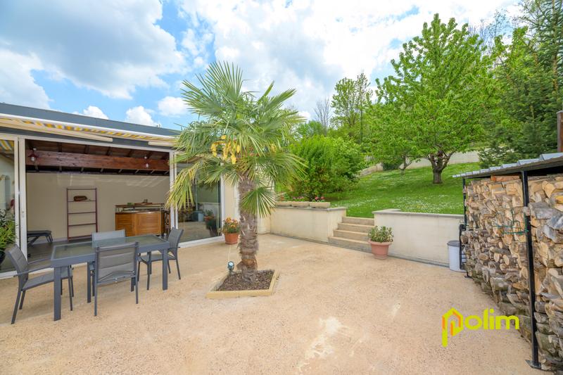 Maison - 186 m² - 6 pièces