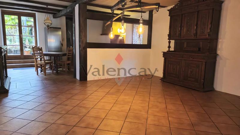 Maison - 190 m² - 7 pièces