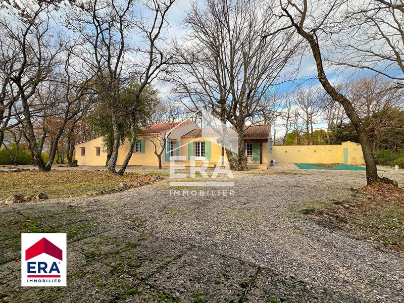 Maison - 142 m² - 8 pièces