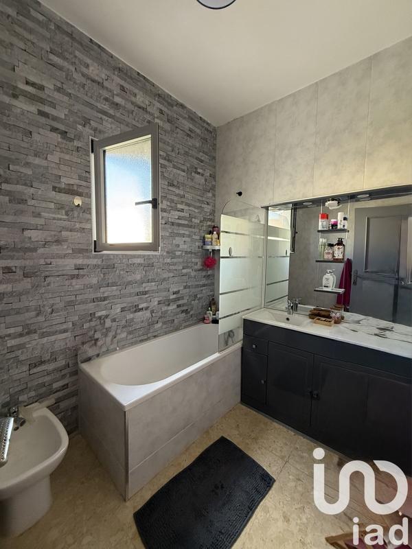 Maison - 103 m² - 4 pièces