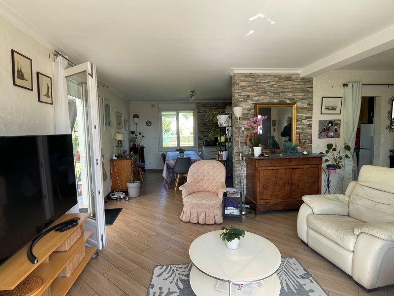 Maison - 175 m² - 9 pièces