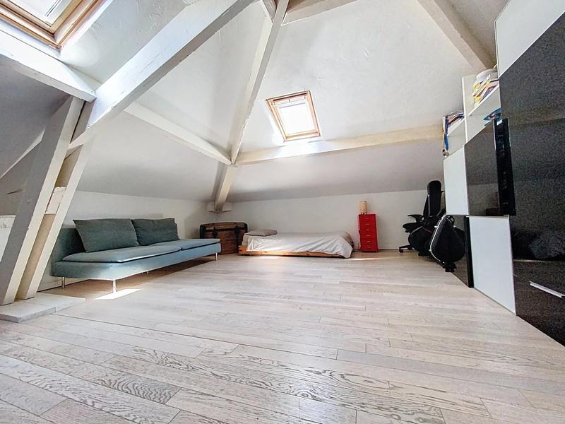 Maison - 165 m² - 8 pièces