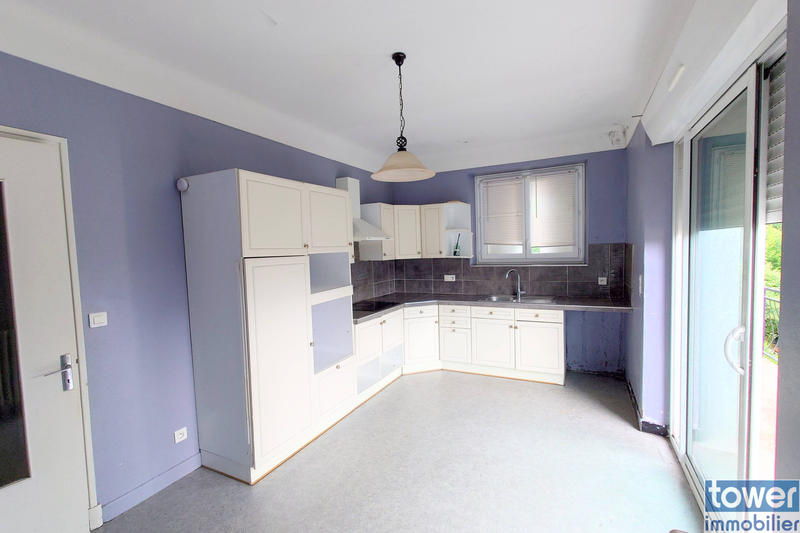 Maison - 197 m² - 8 pièces