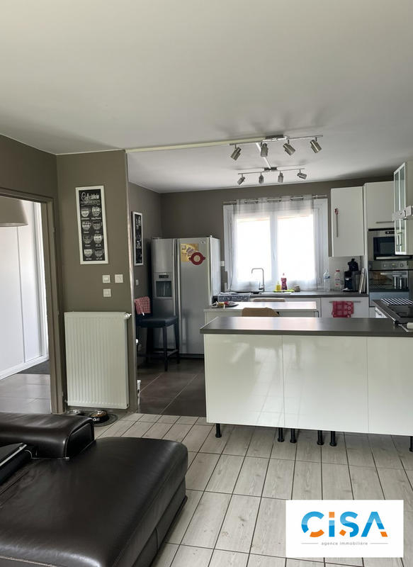 Maison - 90 m² - 5 pièces