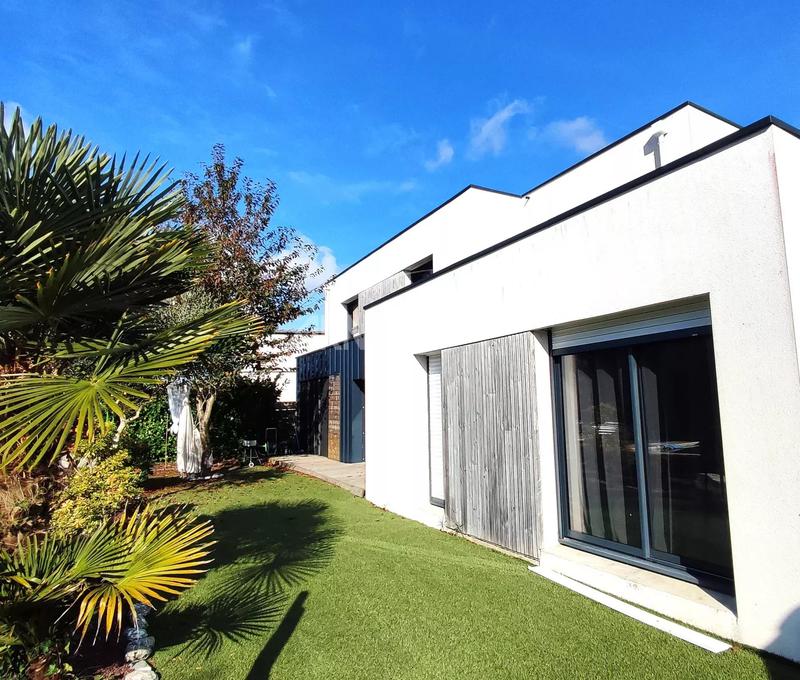 Maison - 190 m² - 7 pièces