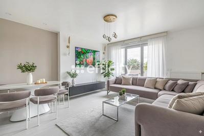 Appartement - 89 m² - 5 pièces