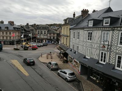 Appartement - 112 m² - 4 pièces