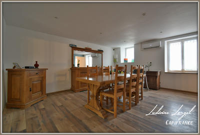 Maison - 192 m² - 8 pièces