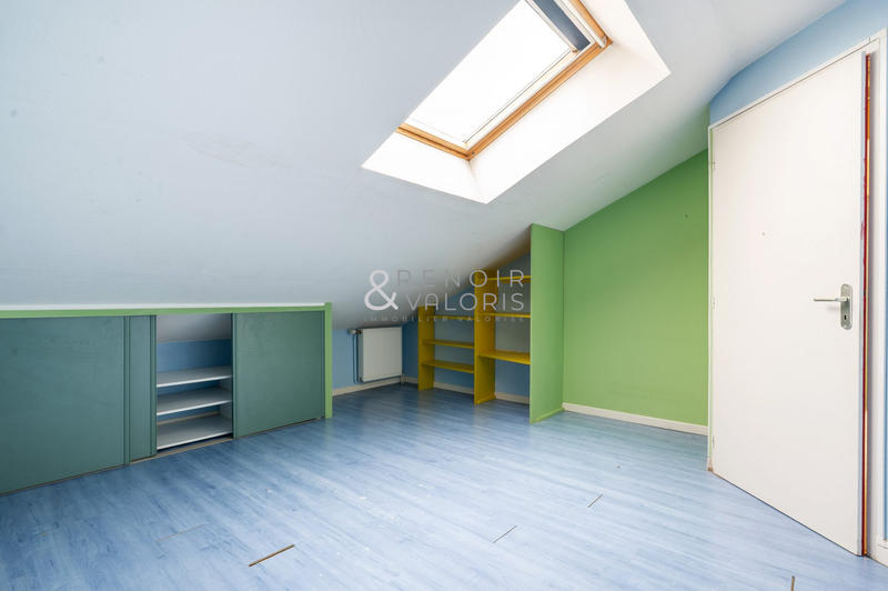 Maison - 161 m² - 8 pièces