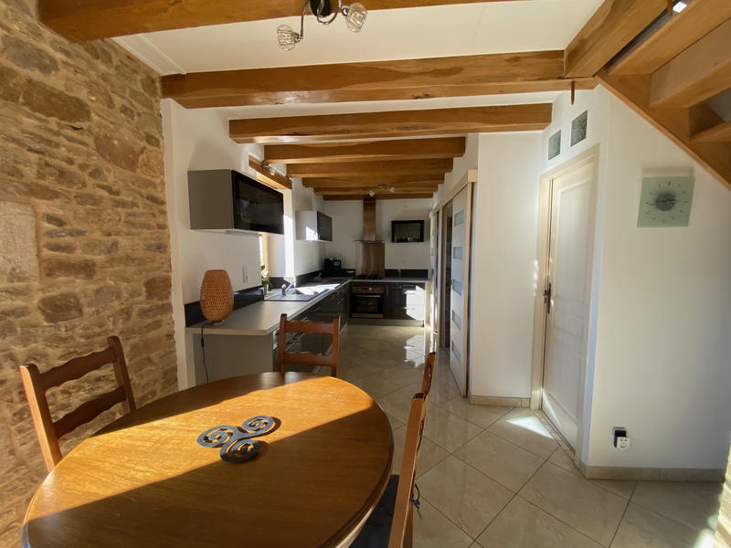 Maison - 182 m² - 10 pièces