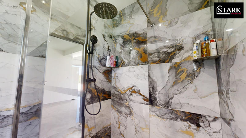 Maison - 136 m² - 5 pièces