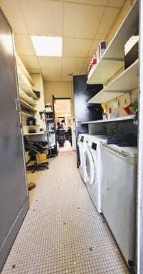 Local commercial - 76 m² - 2 pièces