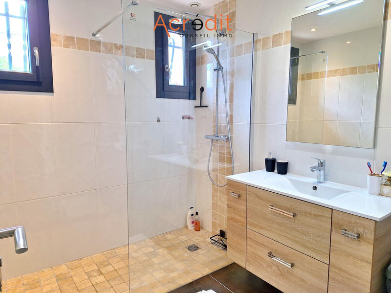 Villa - 100 m² - 4 pièces