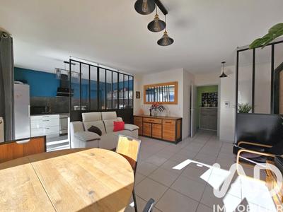 Appartement - 80 m² - 4 pièces