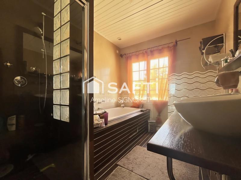 Villa - 137 m² - 4 pièces