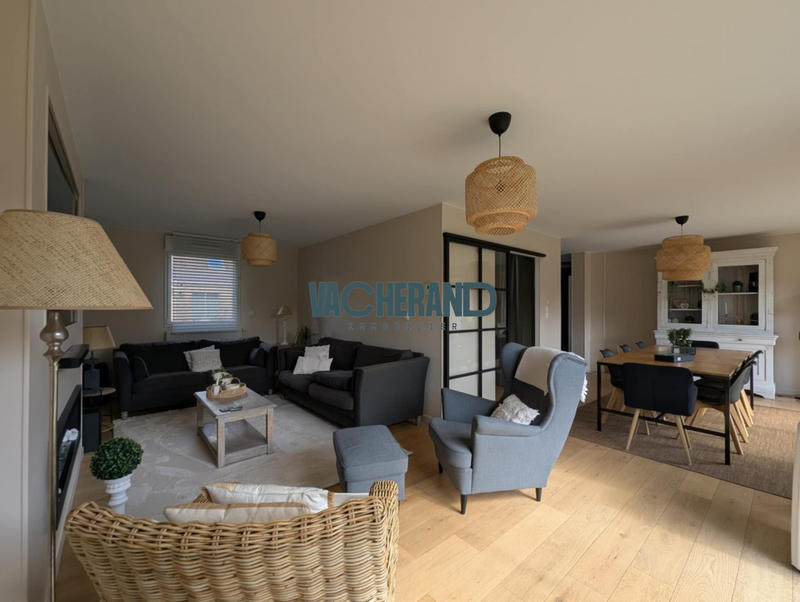 Maison - 145 m² - 7 pièces