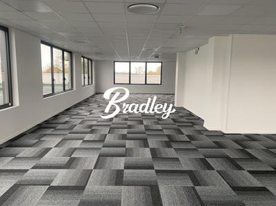 Bureau - 650 m²
