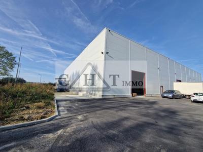 Entrepôt - 4 000 m²