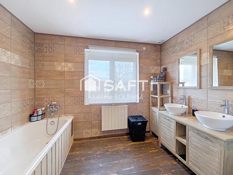 Maison - 100 m² - 5 pièces