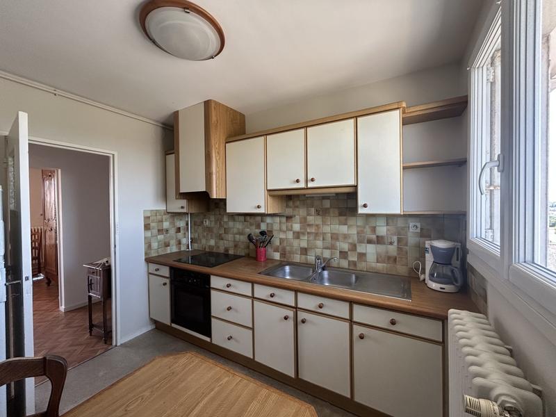 Appartement - 72 m² - 4 pièces