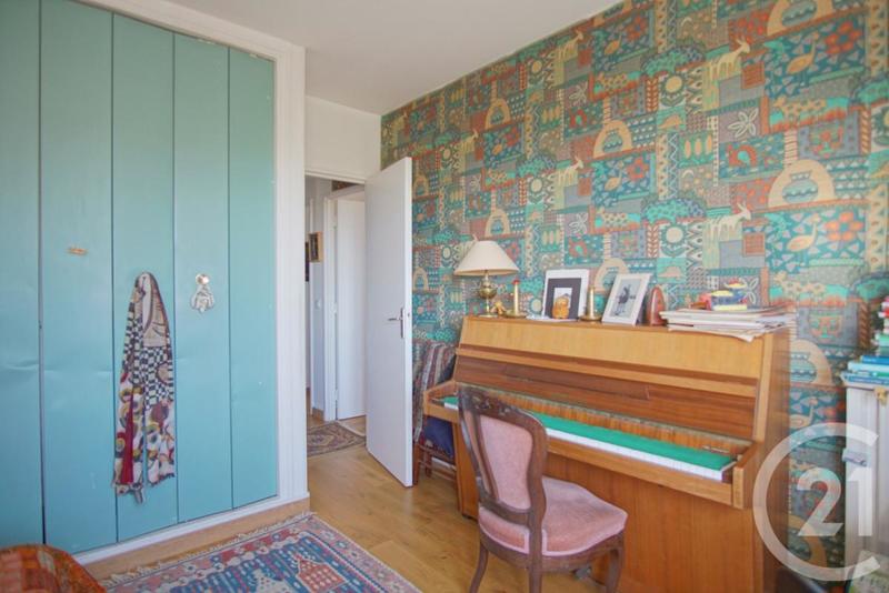 Appartement - 94 m² - 4 pièces